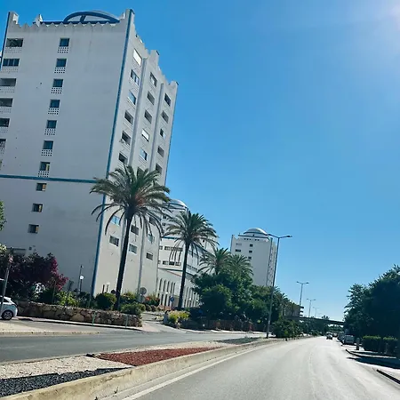 Apartamento Charming In Wi-fi/ac Portimão